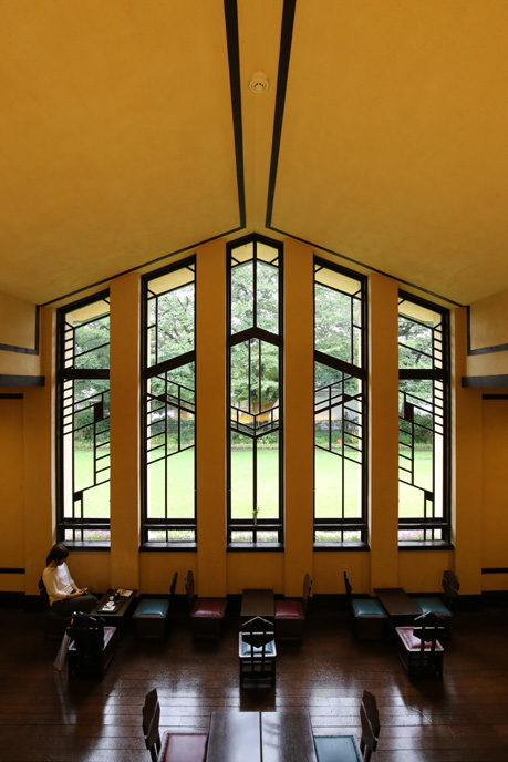 フランク・ロイド・ライト設計の自由学園・明日館